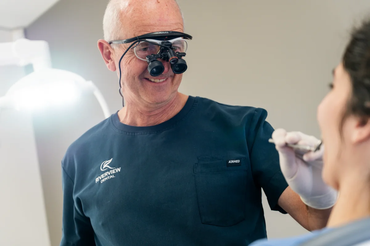 dr stuart malone examining patient riverview dental shepparton vic 158
