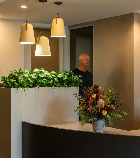 dr stuart malone in reception riverview dental shepparton vic 200